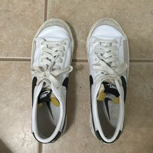 Women’s Nike Blazer